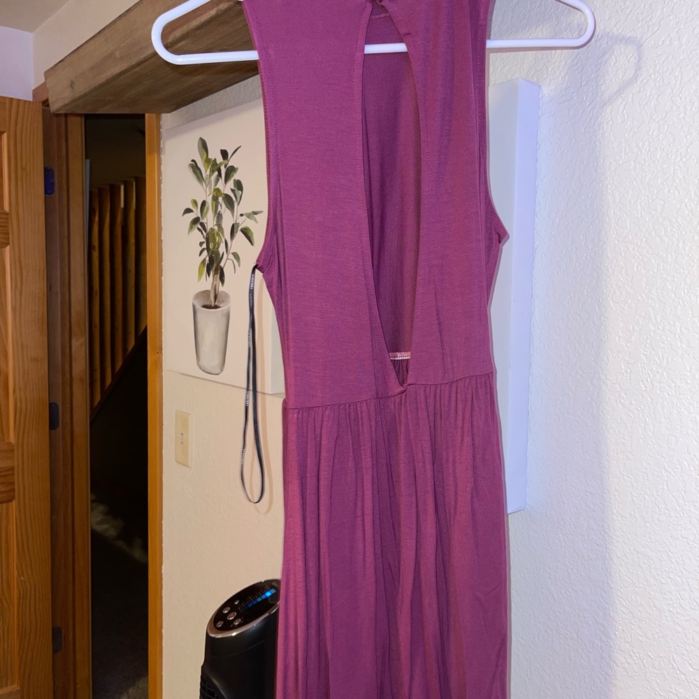 Forever 21 plum open back dress